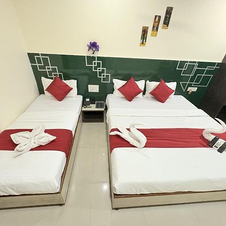 מומביי Hotel Kailash Park- Near International Airport מראה חיצוני תמונה